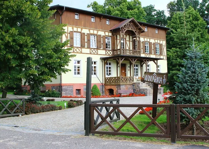 Dworek Jeziorki Bed & Breakfast Osieczna
