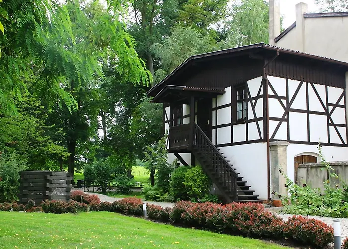 Dworek Jeziorki Bed & Breakfast Osieczna